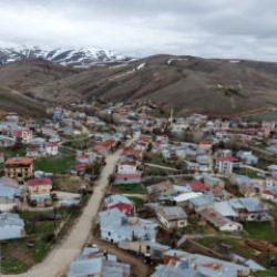 B&ouml;ylesi g&ouml;r&uuml;lmedi! K&ouml;y halkı, 35 milyonluk araziyi bağışlamak istiyor