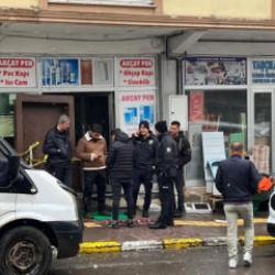 Tartıştığı kuzeni tarafından bı&ccedil;aklanarak &ouml;ld&uuml;r&uuml;ld&uuml;