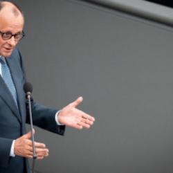 Merz'in a&ccedil;ıklaması Trump'ı &ccedil;ıldırtacak: ABD, İran tarafından aşağılanıyor