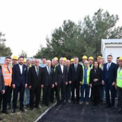S&uuml;re 35 dakika kısalıyor! Bakan Uraloğlu "b&uuml;y&uuml;k tasarrufu" rakamla a&ccedil;ıkladı
