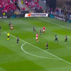 A&ccedil;ılışı yaptı! Yarı final kapısını milli futbolcu araladı