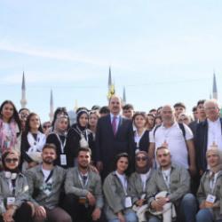 Başkan Altay &ldquo;Gen&ccedil; Seyyah&rdquo; projesi ile İstanbul gezisine katılan &ouml;ğrencilerle buluştu