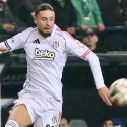 Beşiktaş'ta s&uuml;rpriz Taylan Bulut gelişmesi