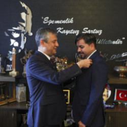 CHP'nin b&uuml;y&uuml;k bombası patladı! Parti &uuml;yeliği başlamadan bitti