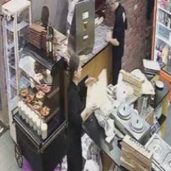 Aynı kişi adına 25 sipariş! Kuryeler peş peşe geldi, oteldekiler şaştı kaldı