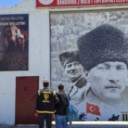Emniyetin dikkati sayesinde yakalandı: 60 yıl hapisle aranan şahıs GBT'ye takıldı!
