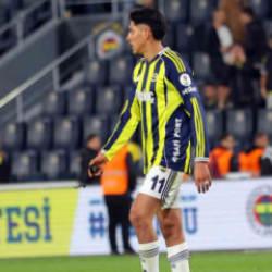 Fenerbah&ccedil;e - Başakşehir ma&ccedil;ında ıslıklanan Edson Alvarez'den flaş paylaşım