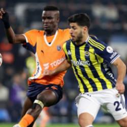 Fenerbah&ccedil;e en az 5 eksikle Başakşehir karşısında!