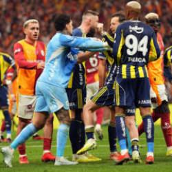 Galatasaray - Fenerbah&ccedil;e derbisinin PFDK sevkleri a&ccedil;ıklandı
