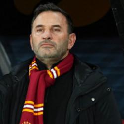 Galatasaray'dan Beşiktaş ve Fenerbah&ccedil;e'ye transfer &ccedil;alımı! İlk bomba patlıyor