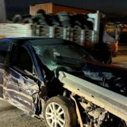 Kayseri&rsquo;de otomobil bariyerlere saplandı: 1 ağır yaralı