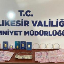 Edremit&rsquo;ten Bandırma&rsquo;ya sahte altın takibi: Dolandırıcılar kıskıvrak yakalandı!