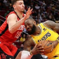 LeBron&rsquo;dan Alperen&rsquo;e sert &ccedil;ıkış: Bunu sen s&ouml;yleyemezsin!