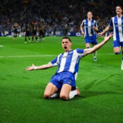 Mourinho'ya Farioli darbesi! Porto şampiyon
