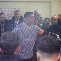 Osmanelispor kaptanı Mete Aktemur şampiyonluk ma&ccedil;ı &ouml;ncesi  konuşması b&uuml;y&uuml;k ses getirdi