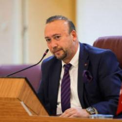 Uşak&rsquo;ta yolsuzluk dosyası b&uuml;y&uuml;yor: &Ouml;zkan Yalım&rsquo;ın şof&ouml;r&uuml;nden &ccedil;arpıcı ifadeler