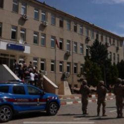 Şanlıurfa'da g&ouml;&ccedil;men ka&ccedil;ak&ccedil;ılığı operasyonu: 18 tutuklama