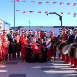 &Uuml;mraniye sokaklarında mehter coşkusu 