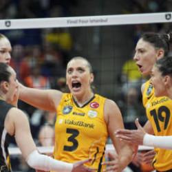 VakıfBank Şampiyonlar Ligi'nde finale y&uuml;kseldi!