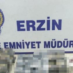 Hatay&rsquo;da ka&ccedil;ak sigara operasyonu: Market raflarından g&uuml;mr&uuml;k ka&ccedil;ağı paketler &ccedil;ıktı!