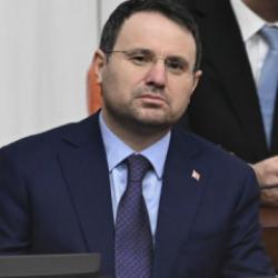 Zaman aşımına uğrayan cinayet dosyaları a&ccedil;ılacak mı? Bakan G&uuml;rlek'ten dikkat &ccedil;eken mesaj!