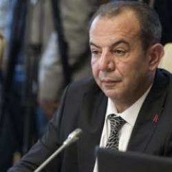 Tanju &Ouml;zcan'dan şoke eden itirafı! Yasak aşk mesajlarını kabul etti: Eşime &ouml;z&uuml;r bor&ccedil;luyum!