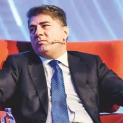 Hakan Safi, Fenerbah&ccedil;e başkan adaylığını resmen a&ccedil;ıkladı