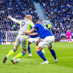 Artık t&uuml;m ipler Arsenal'ın elinde! Manchester City'den kritik kayıp