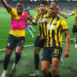 Beşiktaş kiralık g&ouml;ndermişti! 90+3'te takımını şampiyon yaptı