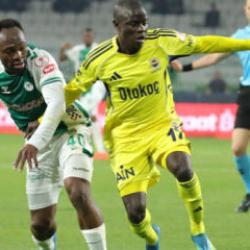 Fenerbah&ccedil;e, Konya'da 'Şampiyonlar Ligi' i&ccedil;in sahada: Muhtemel 11'ler...