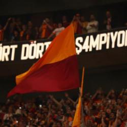 Galatasaray'ın şampiyonluk kutlamalarından en &ouml;zel anlar!