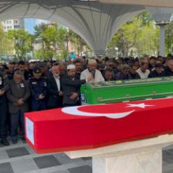 Gazi polis memuru Mehmet Emrullah Kaya Kayseri'de son yolculuğuna uğurlandı