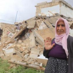 Gaziantep'teki fırtınada evi &ccedil;&ouml;ken 85 yaşındaki kadın yaşadığı dehşeti anlattı 