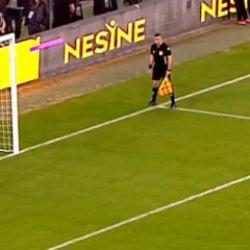 Herkes ka&ccedil;tı derken mucize ger&ccedil;ekleşti! Elazığspor'un sevincini yarım bırakan an