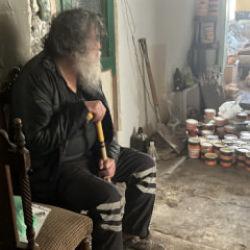 &lsquo;K&ouml;t&uuml; koku&rsquo; ihbarı ger&ccedil;eği ortaya &ccedil;ıkardı: İcradan satılan evden 1 yıldır &ccedil;ıkmıyormuş