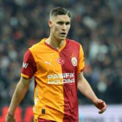 Okan Buruk'un g&ouml;zdesine Premier Lig'den talip &ccedil;ıkı! Dursun &Ouml;zbek saniyesinde geri &ccedil;evirdi