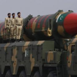 Pakistan'dan 'n&uuml;kleer' uyarı: 'D&uuml;şmanca planlar bertaraf edilecektir'