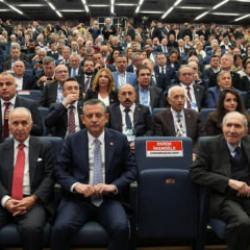 Son dakika: CHP Kurultay davası ertelendi