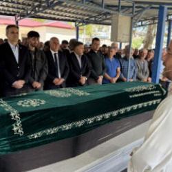 T&uuml;rkiye vahşeti konuşuyordu: K&uuml;bra Yapıcı son yolculuğuna uğurlandı! 
