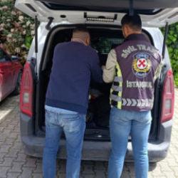  Fatih'te trafikte tartışan s&uuml;r&uuml;c&uuml;ye 180 bin lira ceza