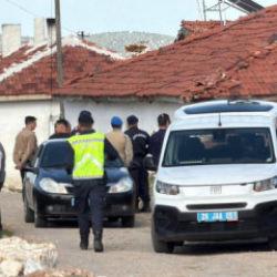 Eskişehir'de toprak cinayeti: 1 &ouml;l&uuml;, 1 yaralı 