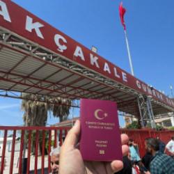 Ak&ccedil;akale G&uuml;mr&uuml;k Kapısı&rsquo;ndan 12 yıl sonra pasaportlu ge&ccedil;iş başladı