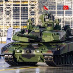 Ambargoları yıkan detay! Altay tankı T&uuml;rk savunmasında d&ouml;n&uuml;m noktası oldu!