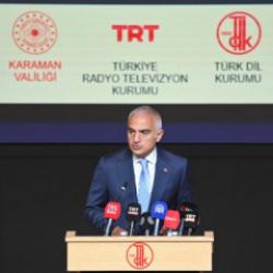 Bakan Ersoy: Diline sahip &ccedil;ıkan geleceğine sahip &ccedil;ıkar