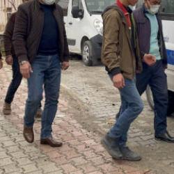Bayburt'ta 5 d&uuml;zensiz g&ouml;&ccedil;men yakalandı