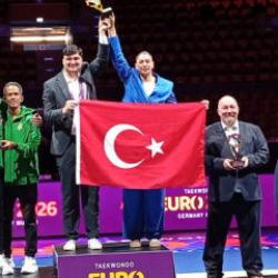 Bayrağımız zirvede yer aldı! Milli Takım, Avrupa şampiyonu