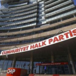 CHP&rsquo;nin karanlık odaları deşifre oldu: Adaylık borsasında eurolar havada u&ccedil;uşuyor