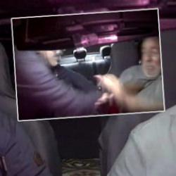 Dehşet anları kamerada: M&uuml;şteri kılığındaki gasp&ccedil;ı taksiciyi boğazından bı&ccedil;akladı