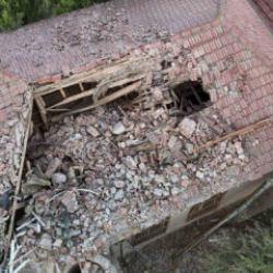 Eskişehir&rsquo;de yıldırım d&uuml;şen caminin minaresi yıkıldı