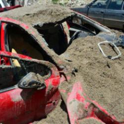Freni boşalan kamyon, 7 araca &ccedil;arptı: 2&rsquo;si ağır 6 yaralı